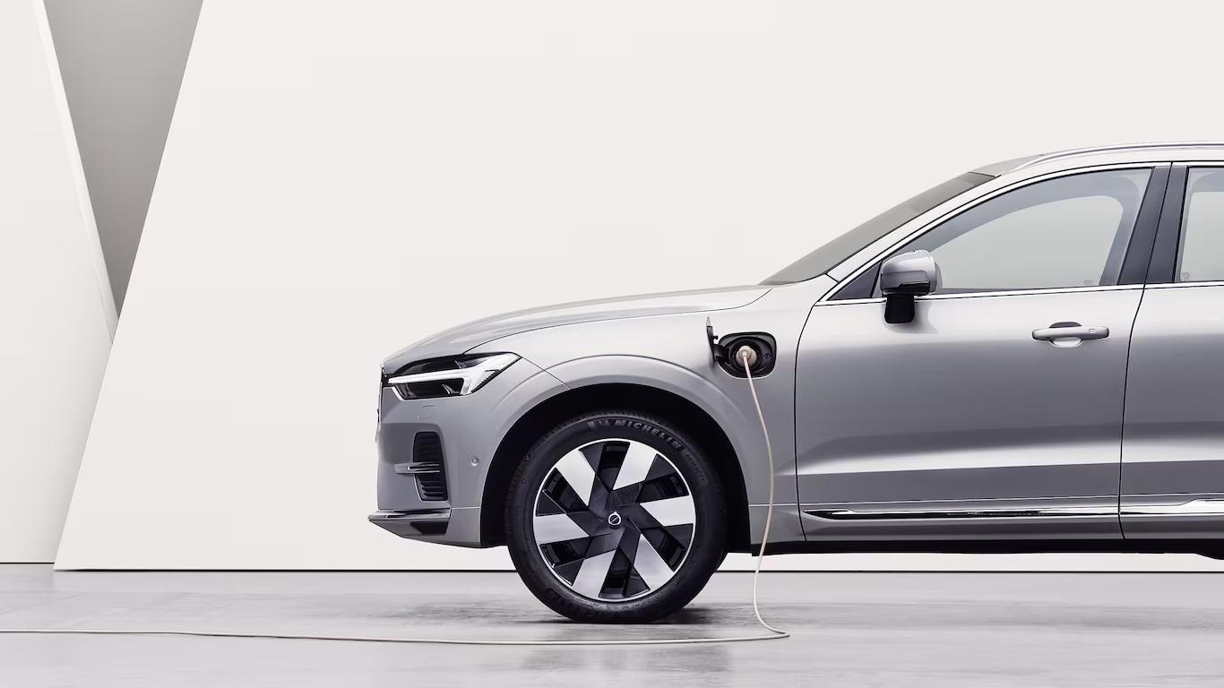 Novo design aerodinâmico das rodas no Volvo XC60 Recharge.