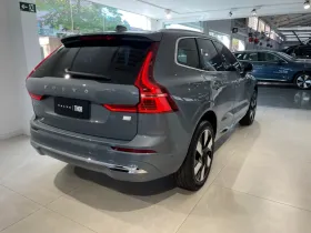 Volvo XC 60 T8 RECHARGE ULTIMATE 2024 Híbrido - Picture 3